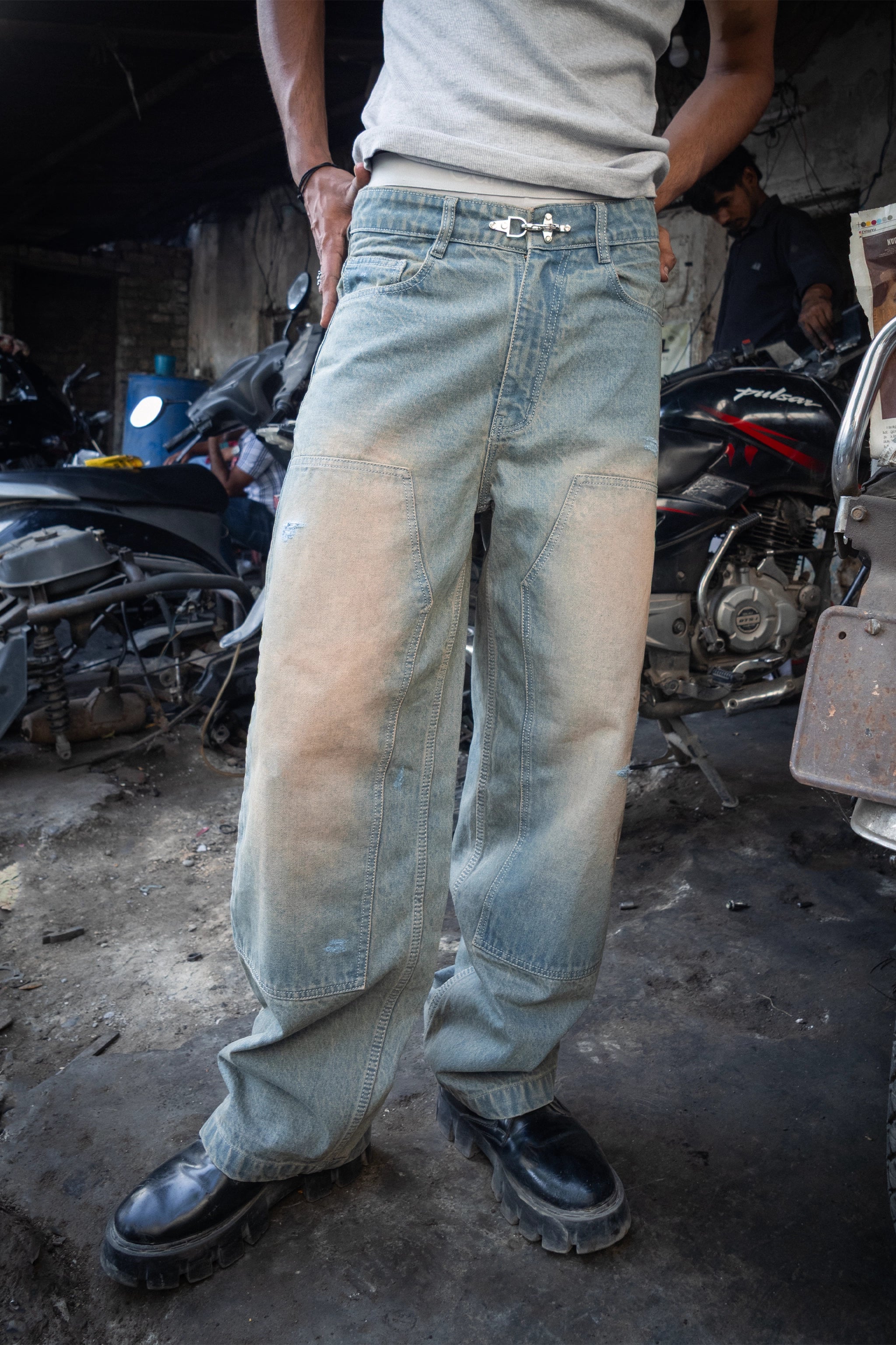 Mud-wash Carpenter denim